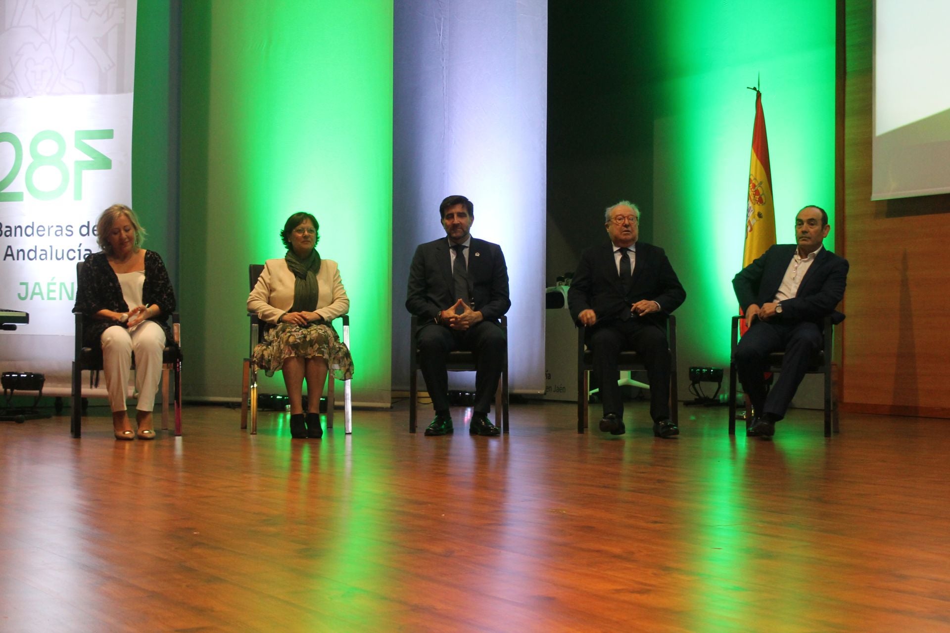 La entrega de las banderas de Andalucía en Jaén, en imágenes