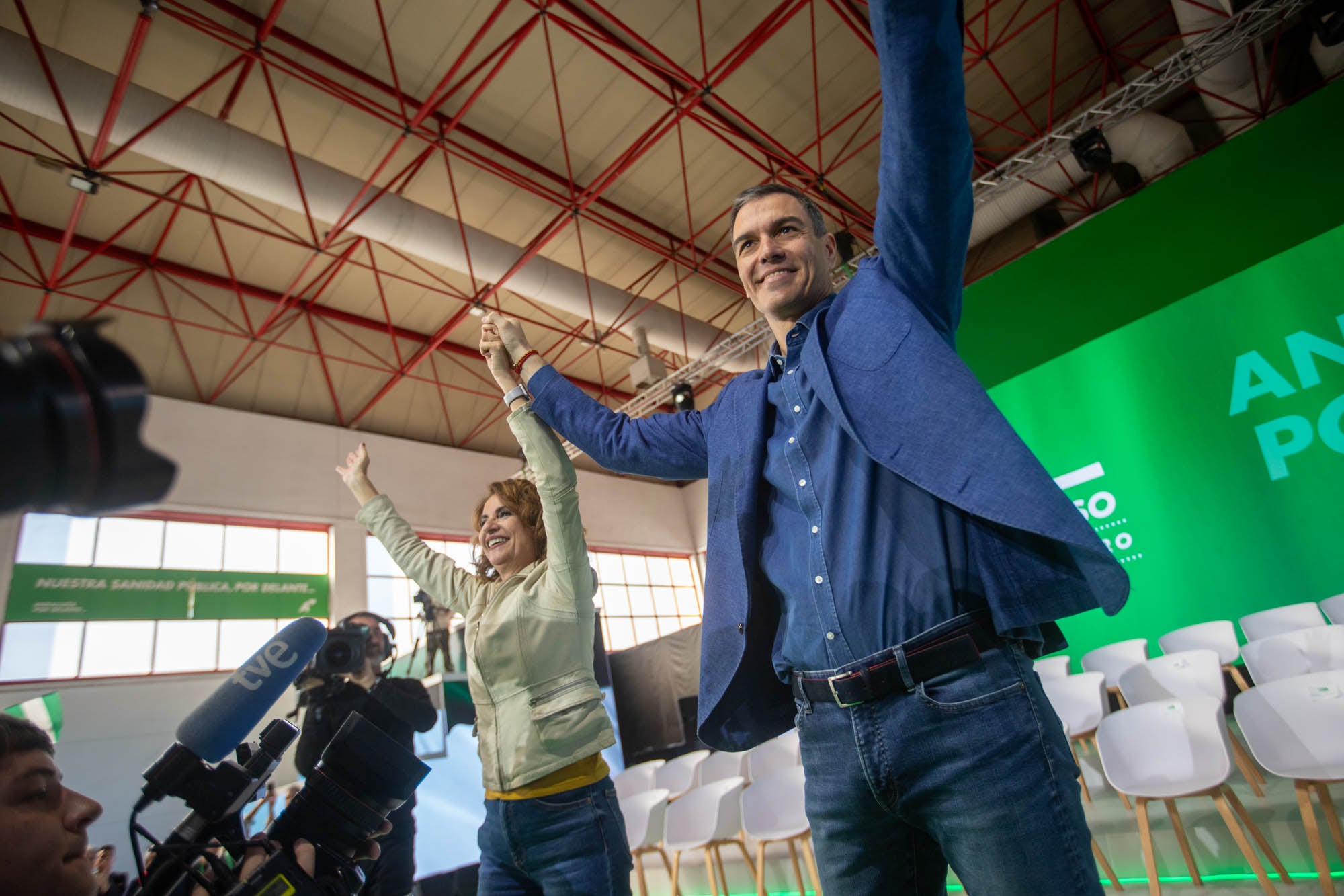 Las fotografías del cierre del congreso del PSOE-A en Armilla con Pedro Sánchez