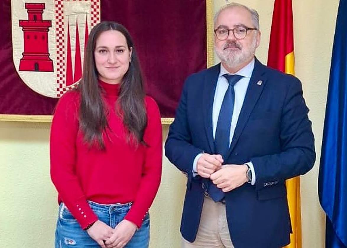 La Junta ayuda a Torre Cardela a mejorar sus infraestructuras y atender a las personas dependientes