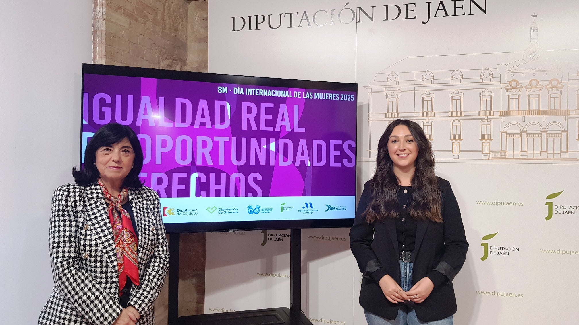 Francisca Medina y María Dolores Ruiz.