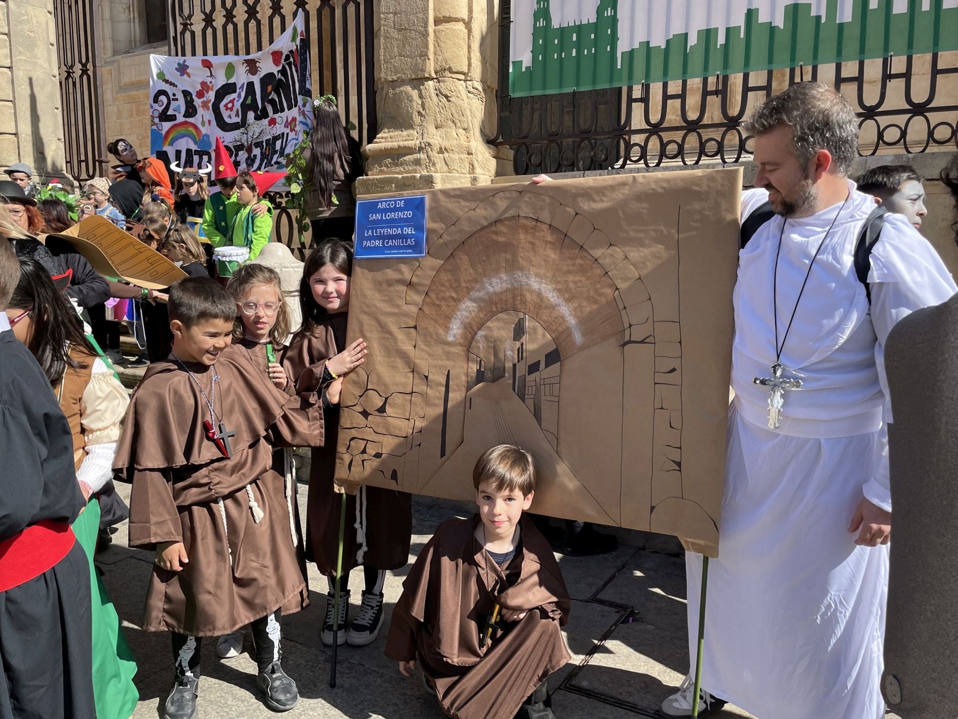 Las imágenes del pasacalles del Carnaval escolar de Jaén