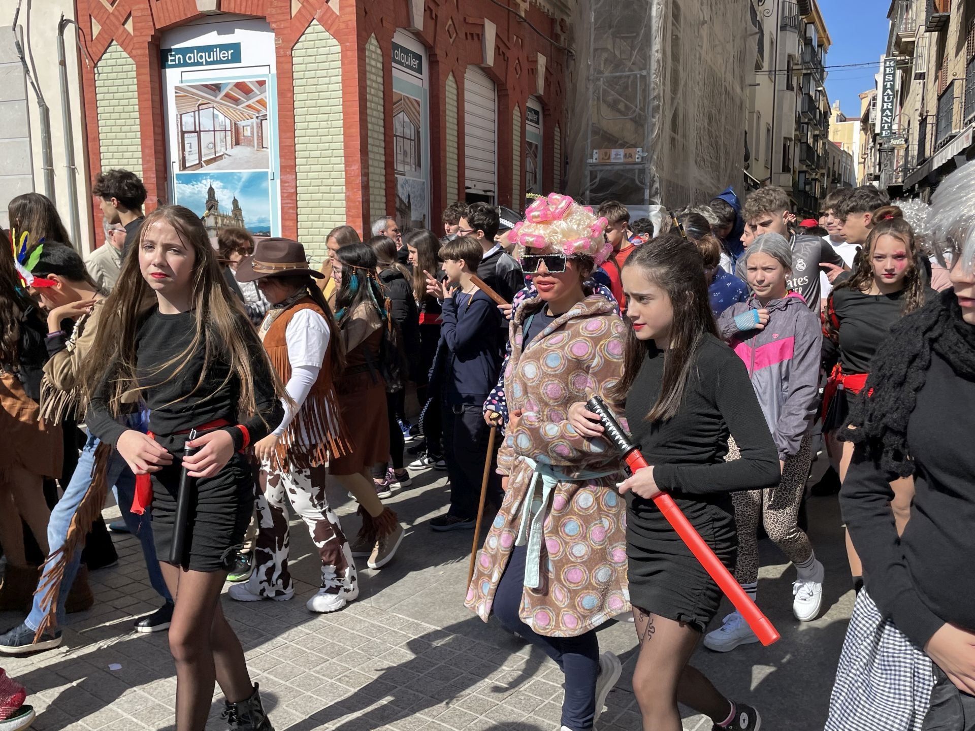 Las imágenes del pasacalles del Carnaval escolar de Jaén