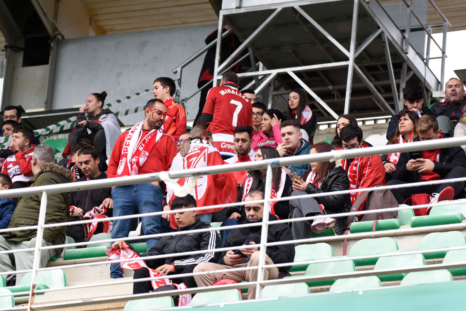 Encuéntrate en las gradas de El Arcángel y en el viaje desde Granada a Córdoba