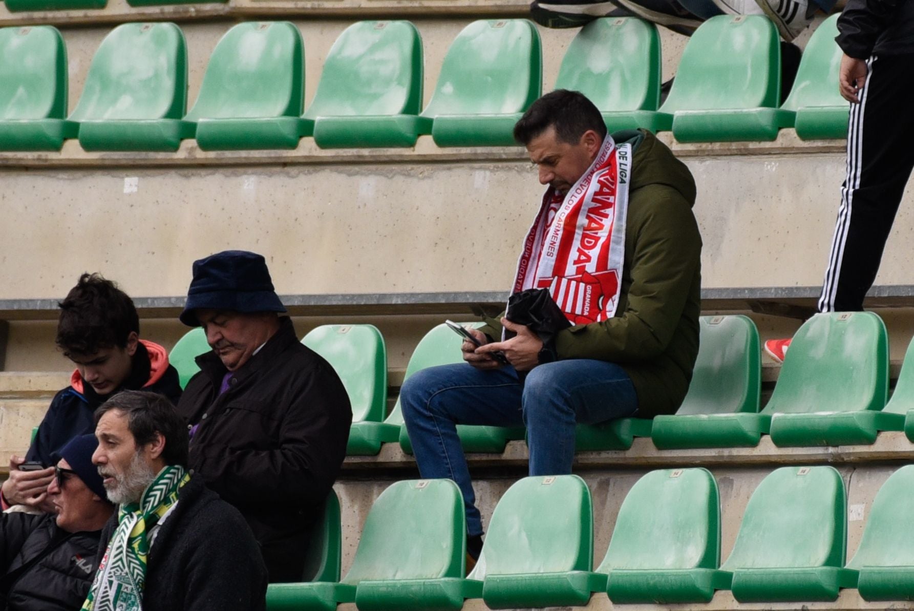 Encuéntrate en las gradas de El Arcángel y en el viaje desde Granada a Córdoba