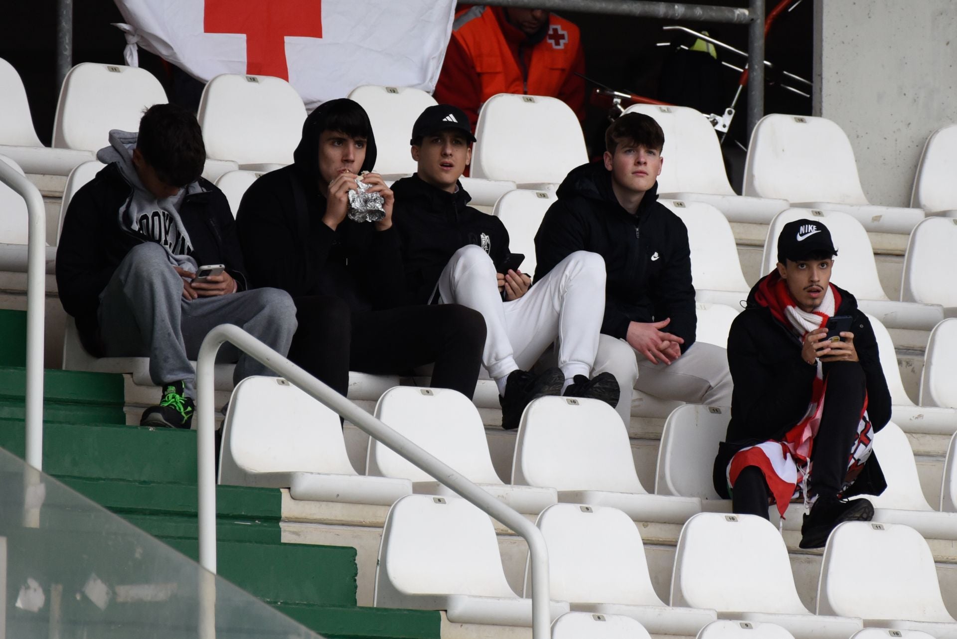 Encuéntrate en las gradas de El Arcángel y en el viaje desde Granada a Córdoba