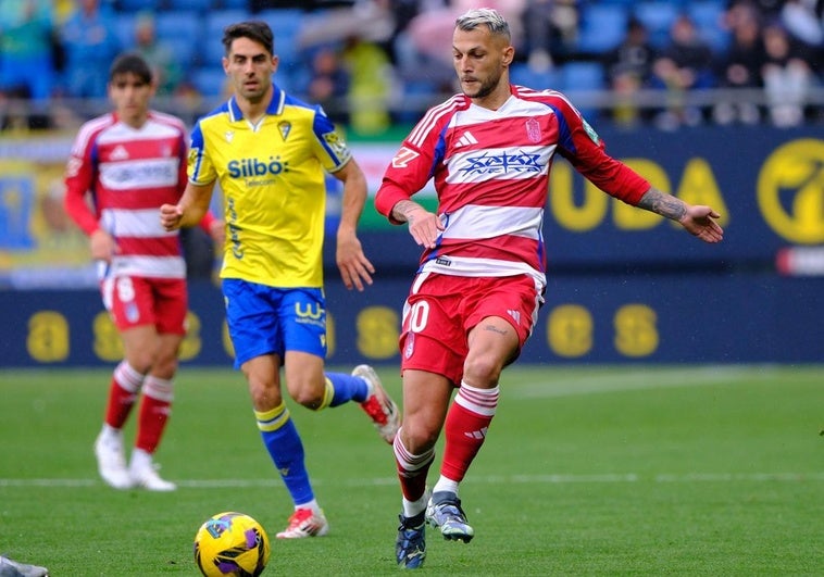 Stoichkov sigue irreconocible