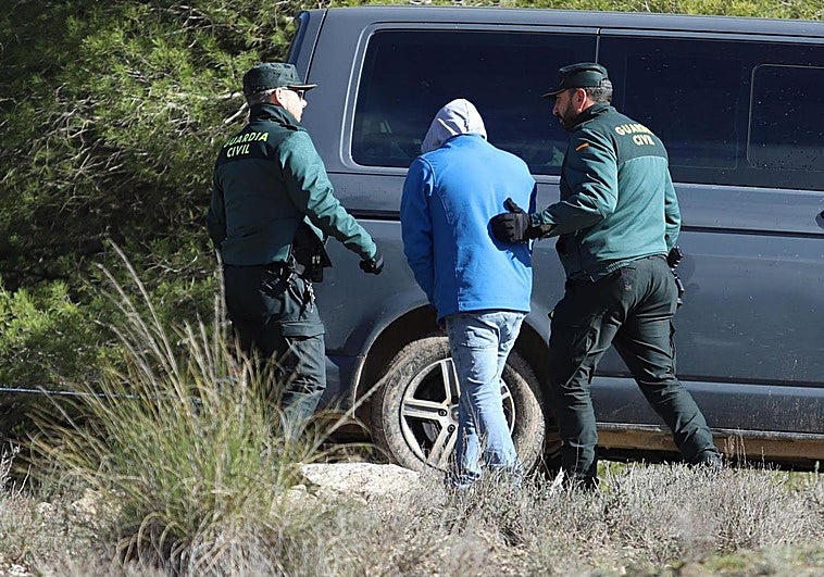 Actuación de la Guardia Civil en la Sierra de Almaciles.
