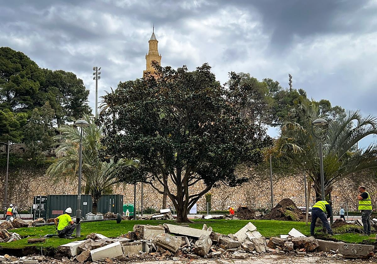 Obras en el Paseo de Las Explanadas en Motril.