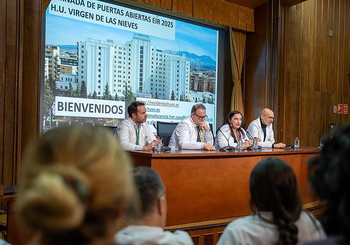 Momento de la inauguración de las Jornadas de puertas abiertas.