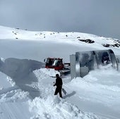 Sierra Nevada prevé abrir 95 km esquiables con espesores de 3 metros de nieve