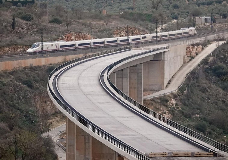 El enigmático caso del doble carril menguante
