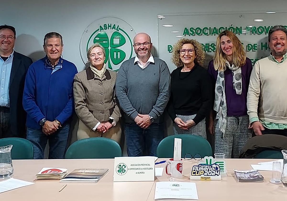 Pedro Sánchez-Fortún renueva su liderazgo en Ashal, que cumple medio siglo de vida hostelera