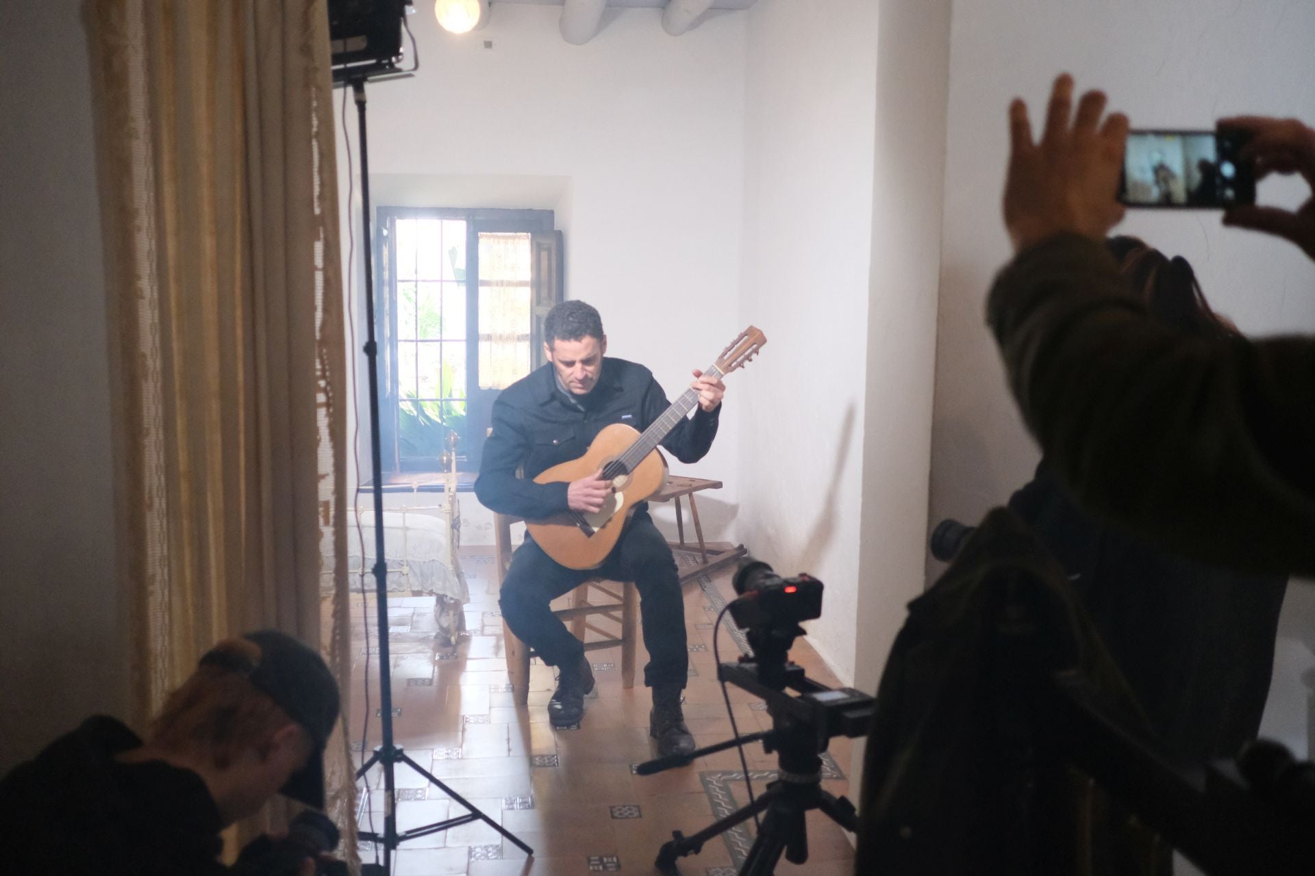 Así fue la grabación del videoclip de Depedro en la casa natal de Federico García Lorca