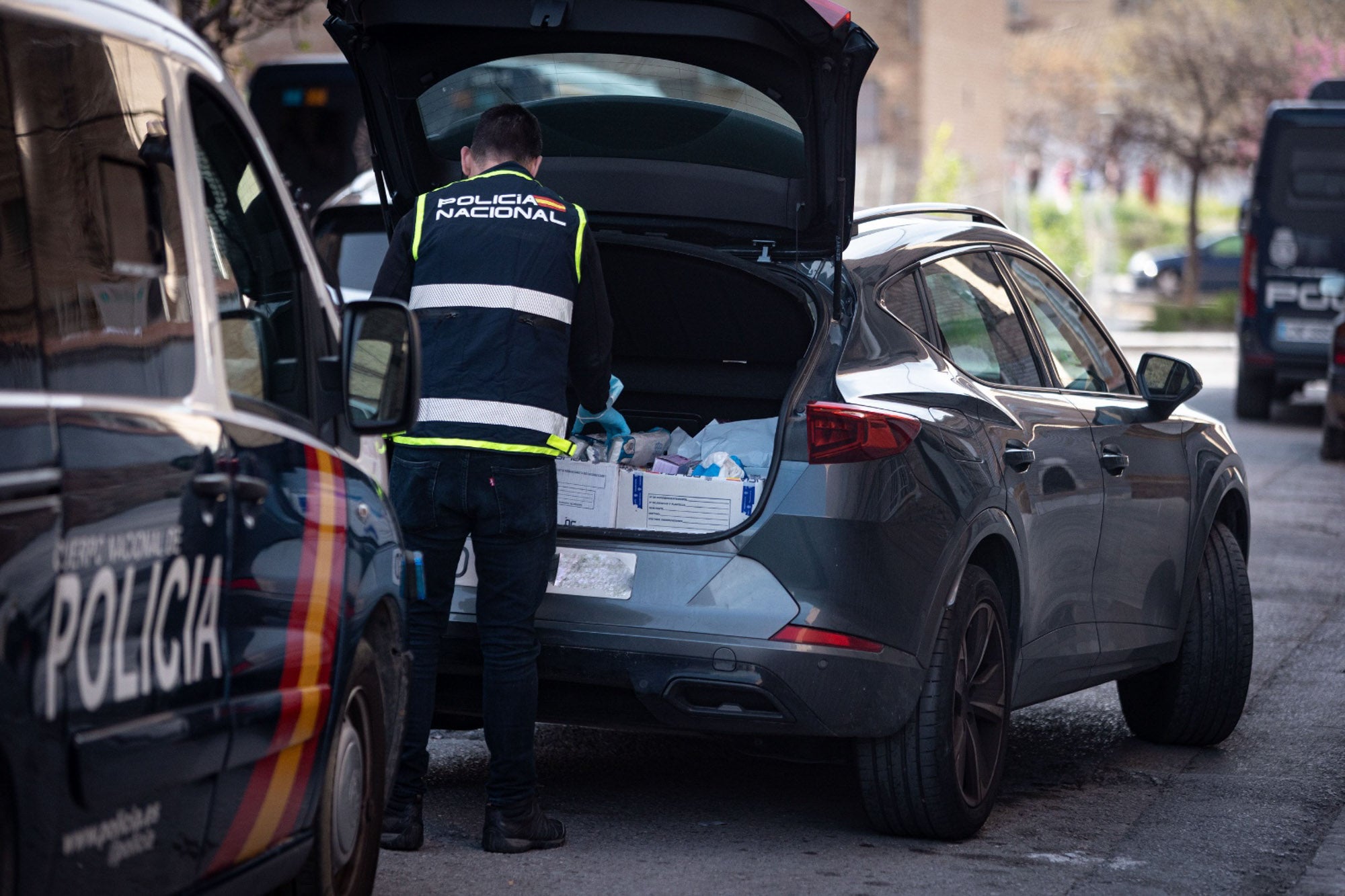Las imágenes de la operación policial en la zona Norte de Granada, desde dentro