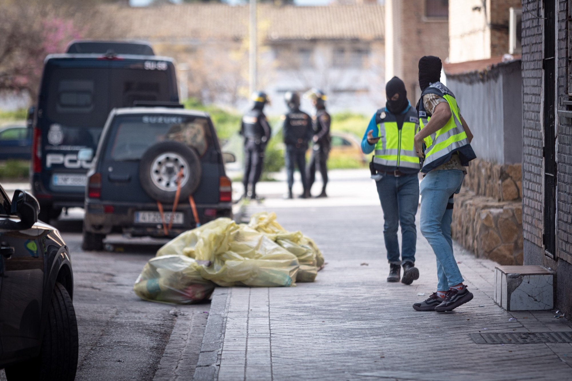 Las imágenes de la operación policial en la zona Norte de Granada, desde dentro