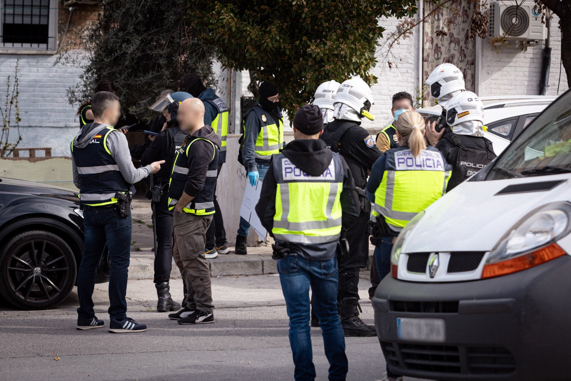 Las imágenes de la operación policial en la zona Norte de Granada, desde dentro