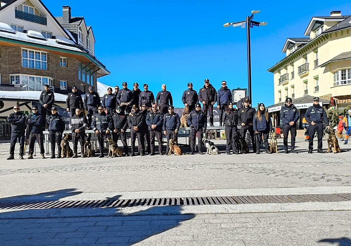 Imagen principal - Jornadas del pasado fin de semana.