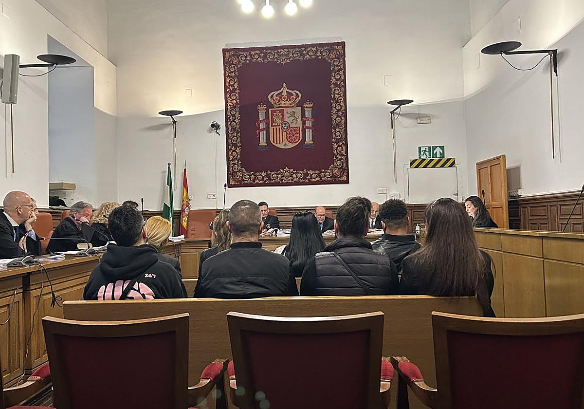 «Vivía en la calle, me captaron al pedir asilo y me obligaron a prostituirme»