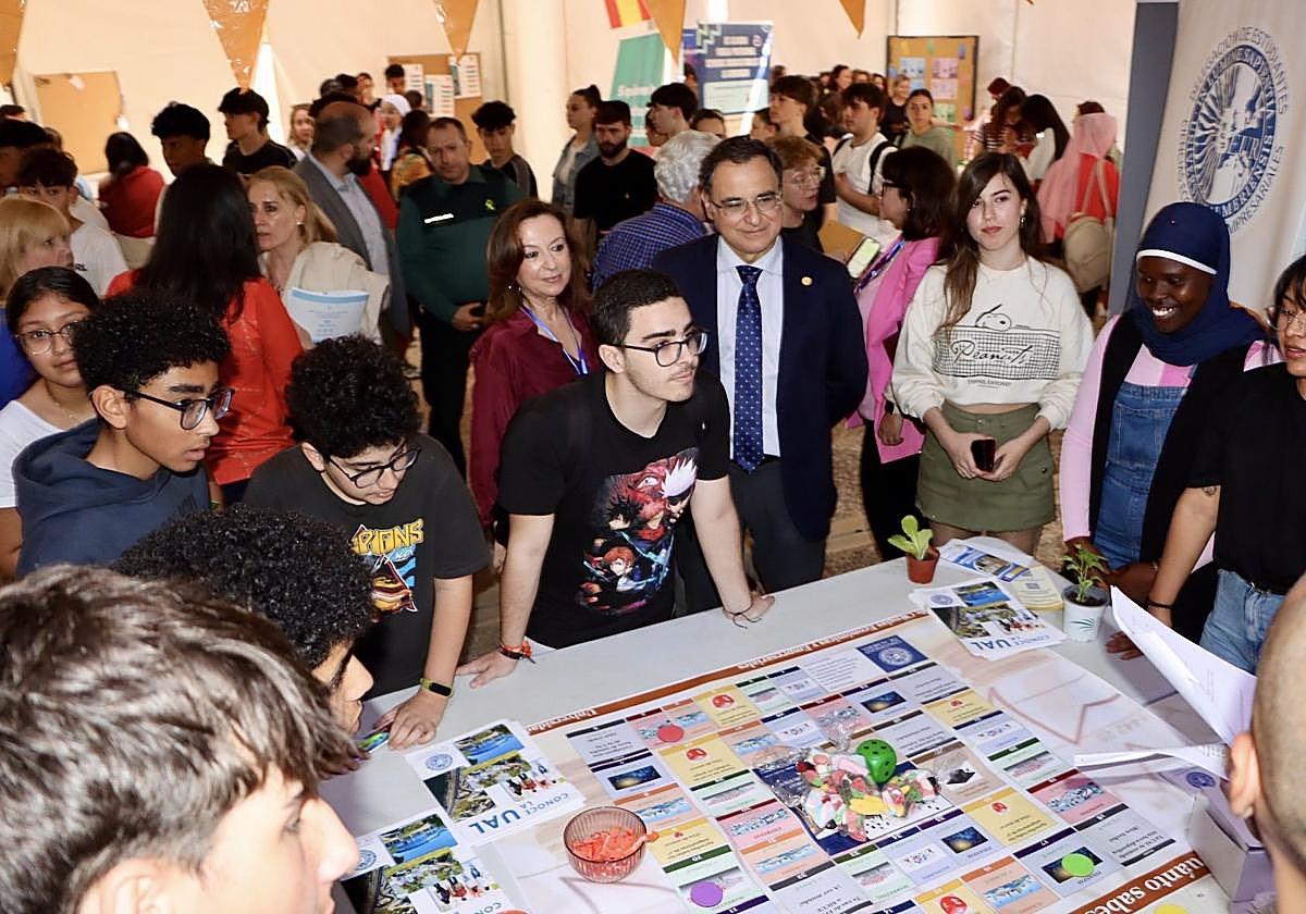 UAL Conecta colma el campus de emprendimiento, proyectos, cultura, formación y alumnos