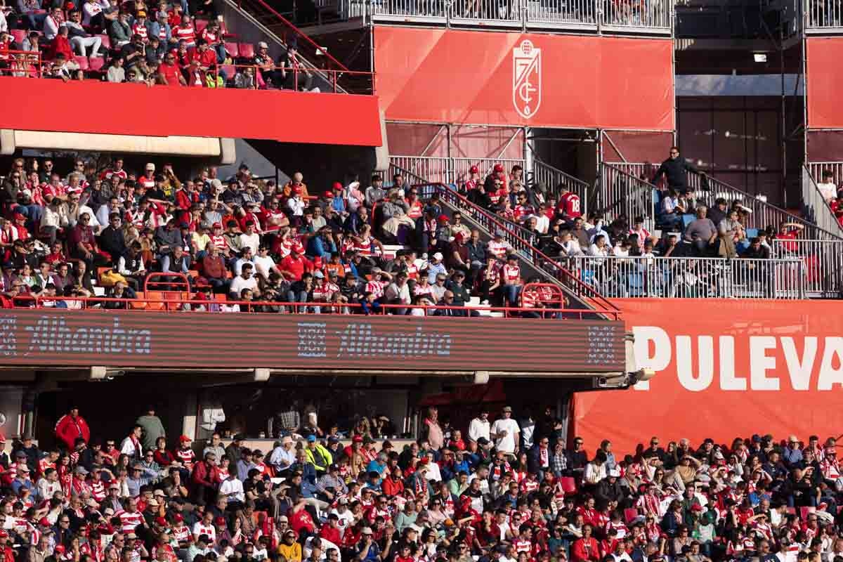 Encuéntrate en Los Cármenes durante el Granada-Almería