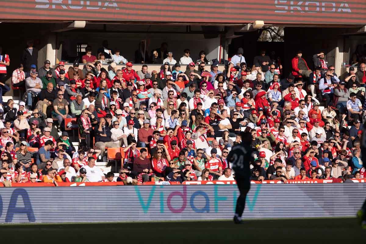 Encuéntrate en Los Cármenes durante el Granada-Almería