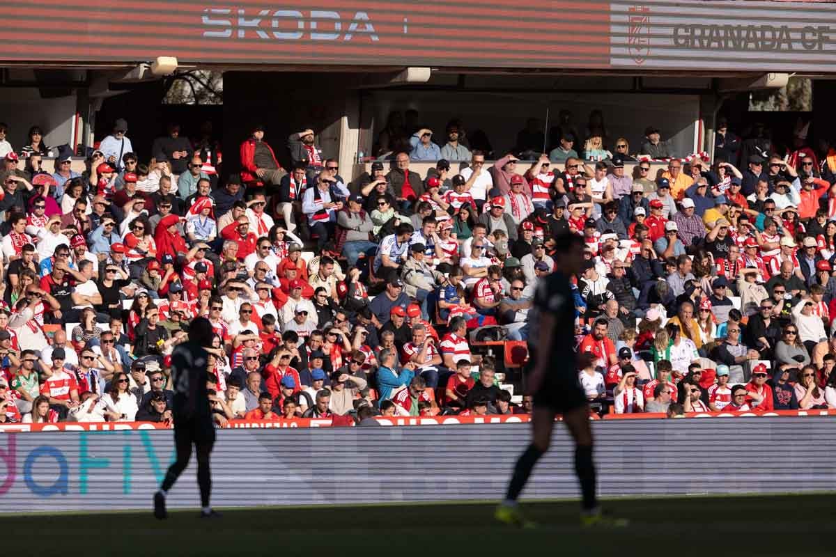Encuéntrate en Los Cármenes durante el Granada-Almería