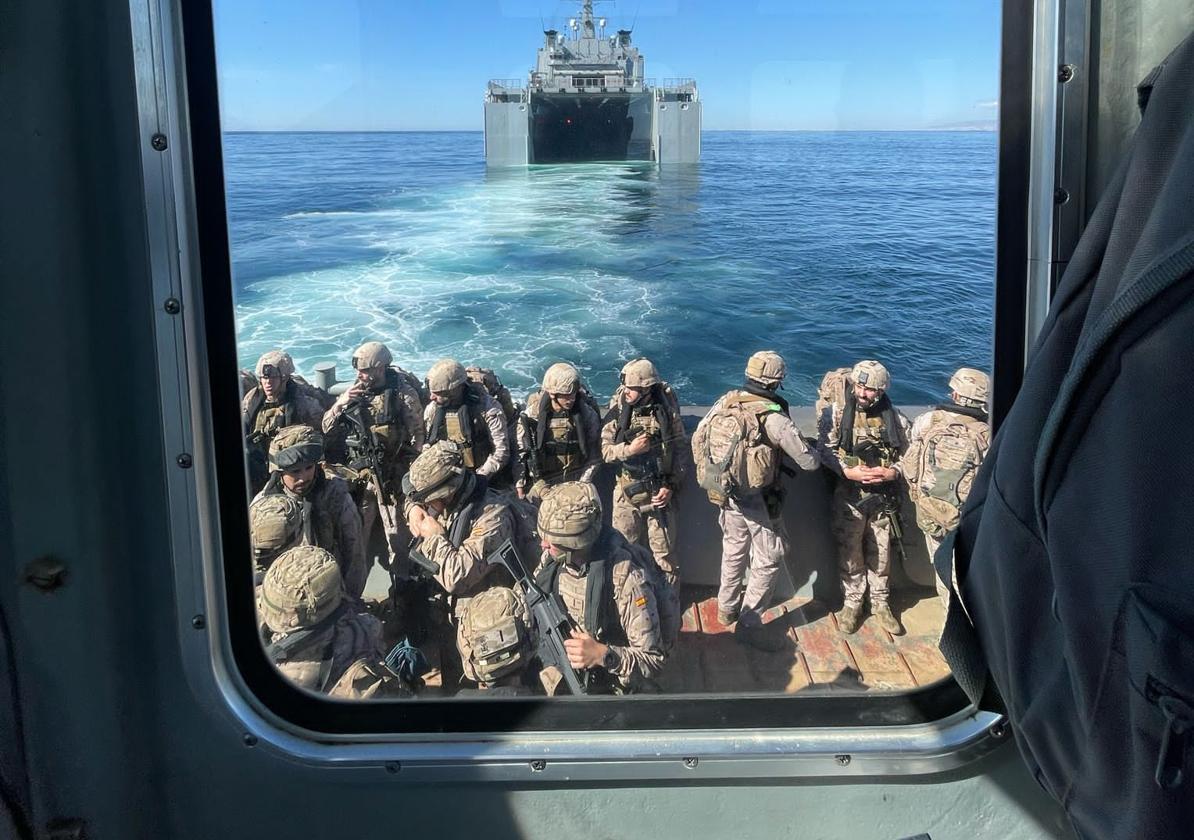 Las imágenes de las maniobras de la Armada y la OTAN