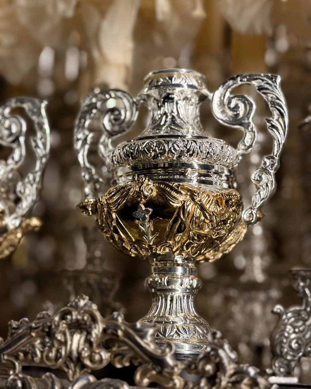 Imagen principal - Novedades para el Domingo de Ramos en el Palio de la Virgen de la Victoria