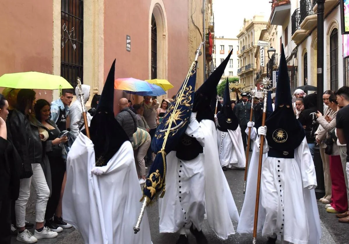 Aemet prevé bajo riesgo de lluvias en los días grandes de la semana santa en almería | ideal