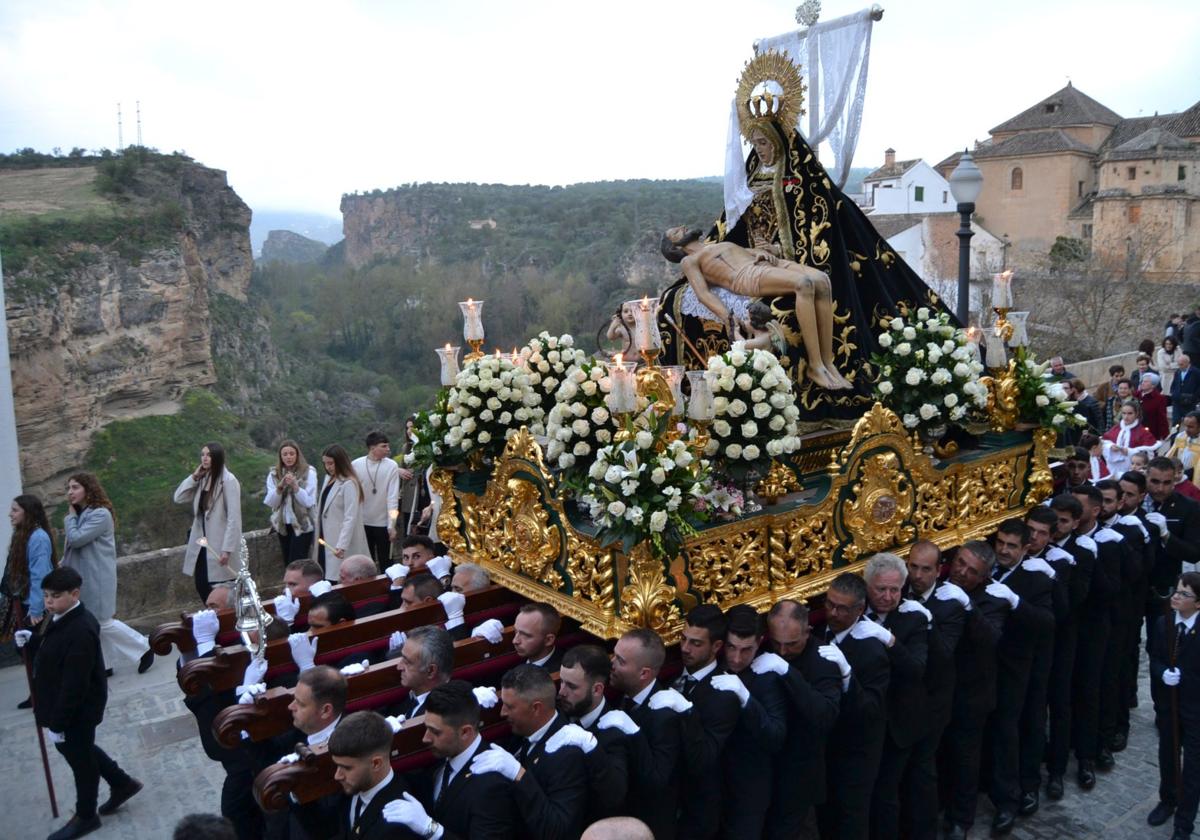 «La Virgen de las Angustias, la Madre que une a toda Alhama»