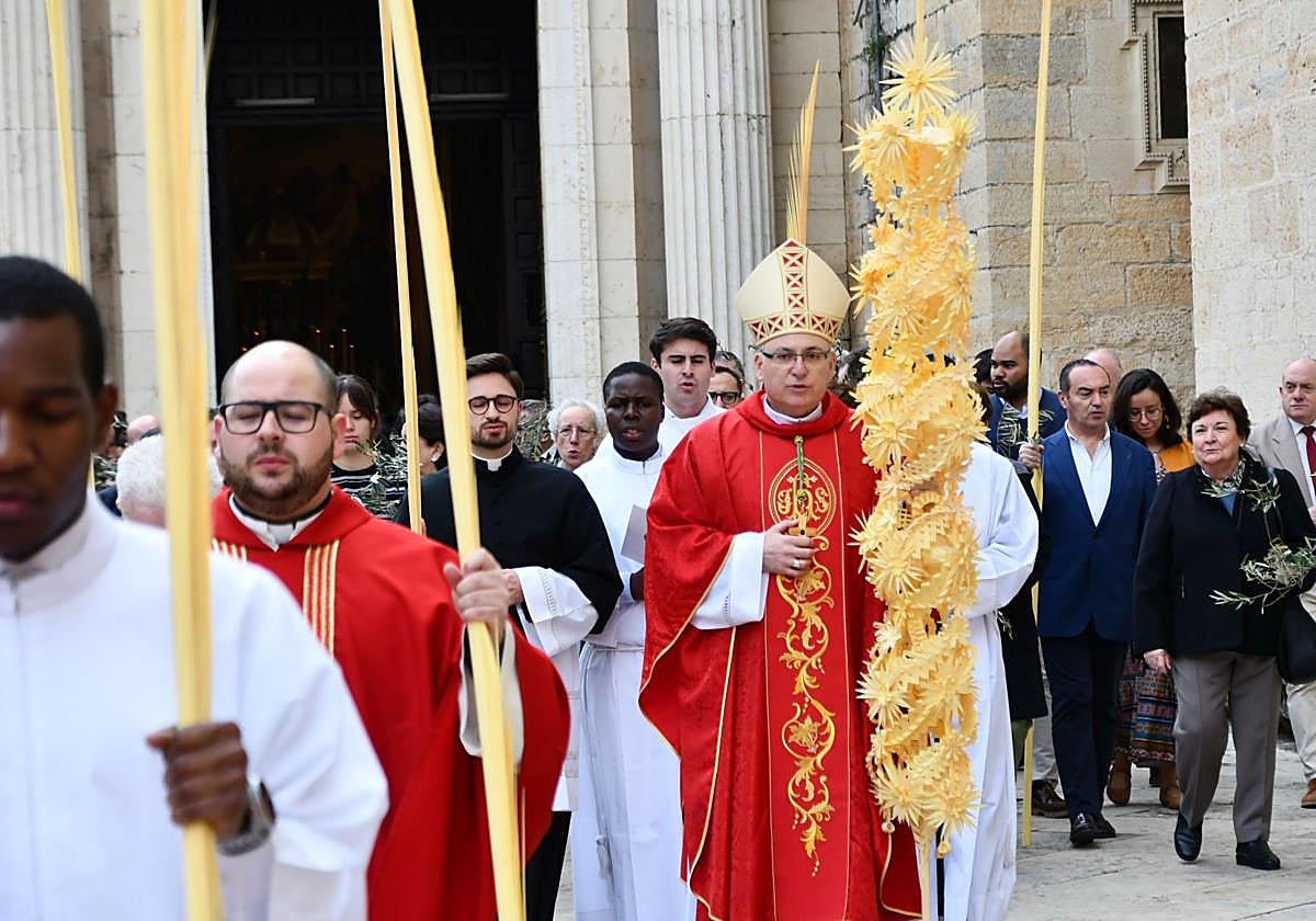 Acto en la seo jienense, la mañana del Domingo de Ramos.
