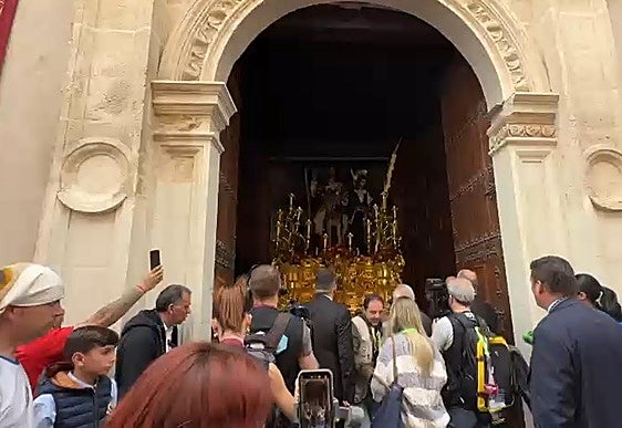 Salida de la Borriquilla en Granada.