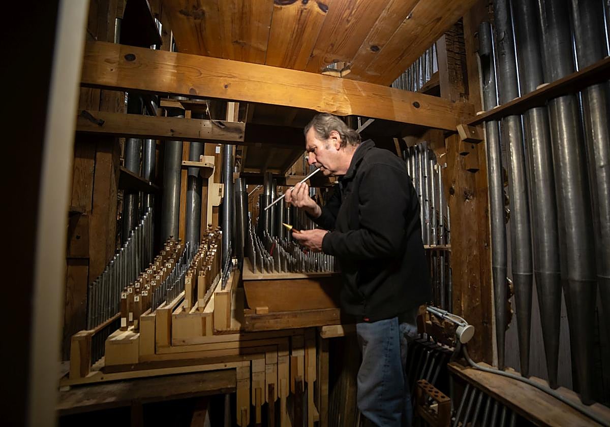 Imagen principal - El órgano, por dentro y por fuera. 