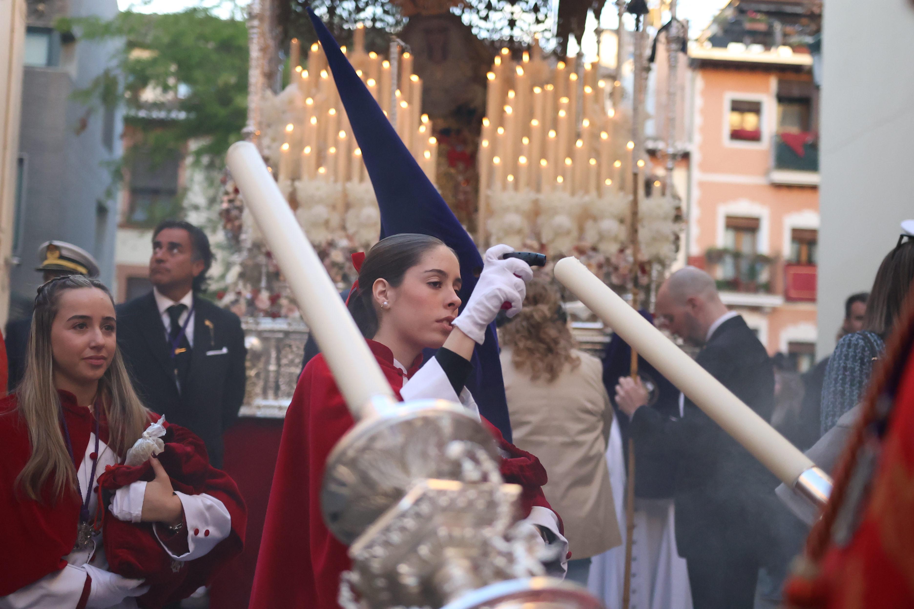 Las imágenes más llamativas y esperadas del Miércoles Santo en Granada