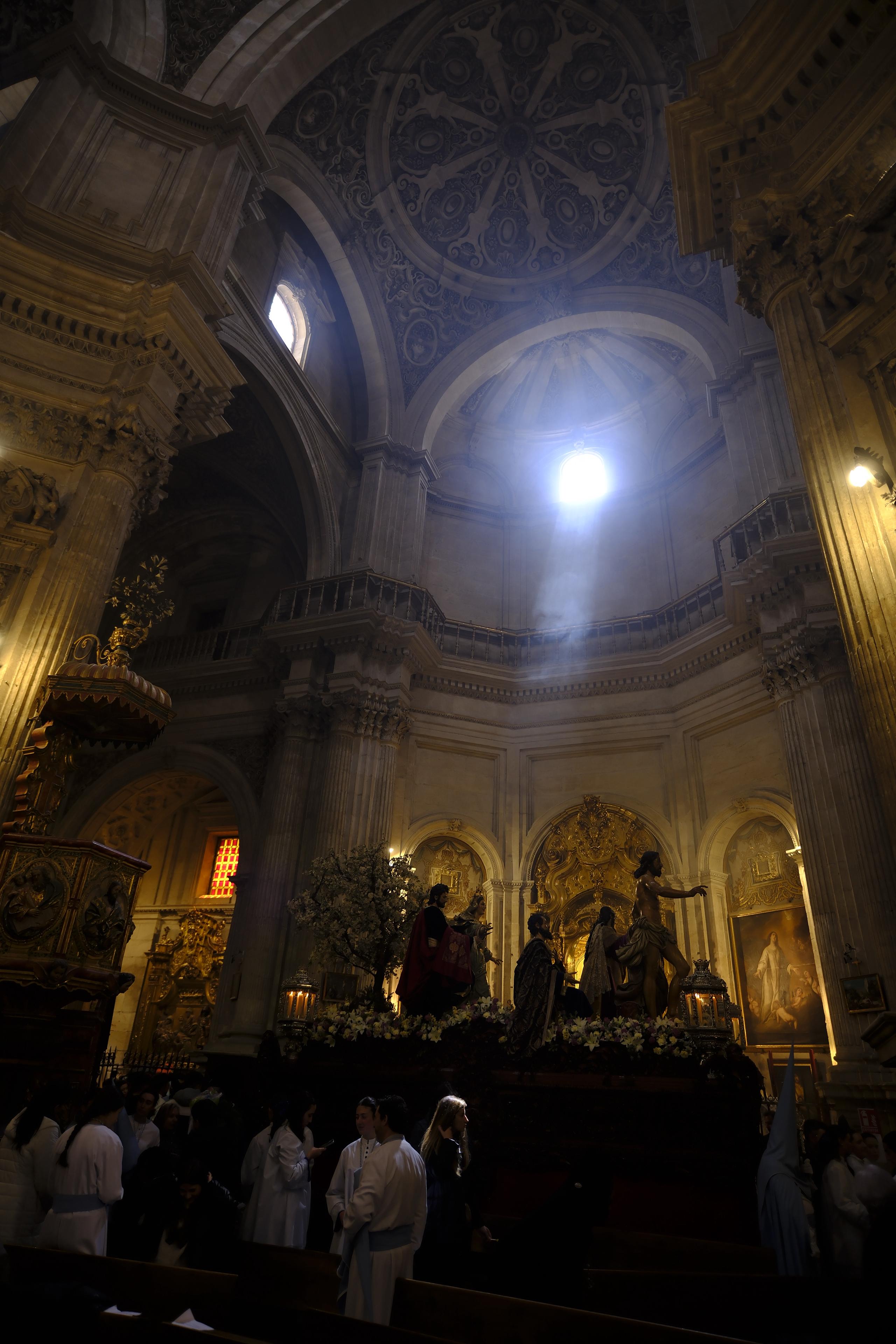 Recogimiento en el Sagrario con Resucitado y Alegría