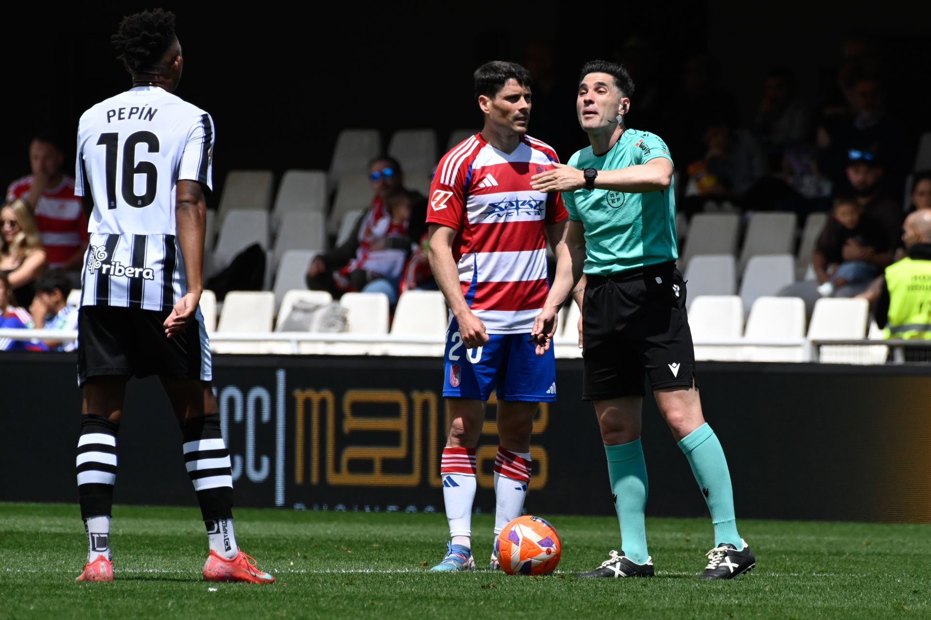 Las mejores imágenes del Cartagena - Granada CF