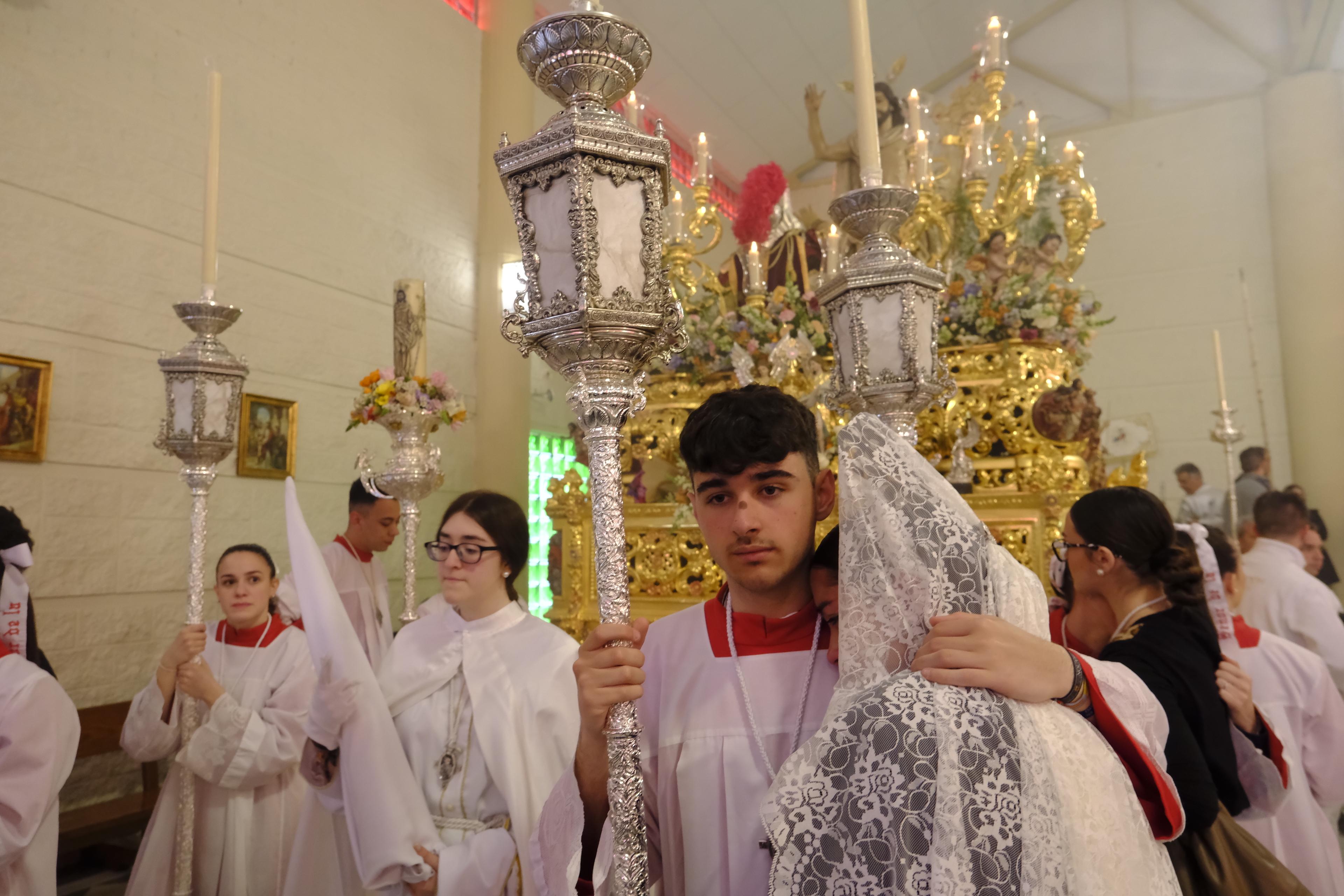Lágrimas en Resurrección y Triunfo