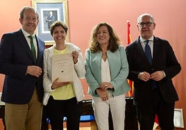 Presentación de 'Vocabulario Andaluz', con Jesús Estrella, María del Carmen Castillo y Paco Carmona.