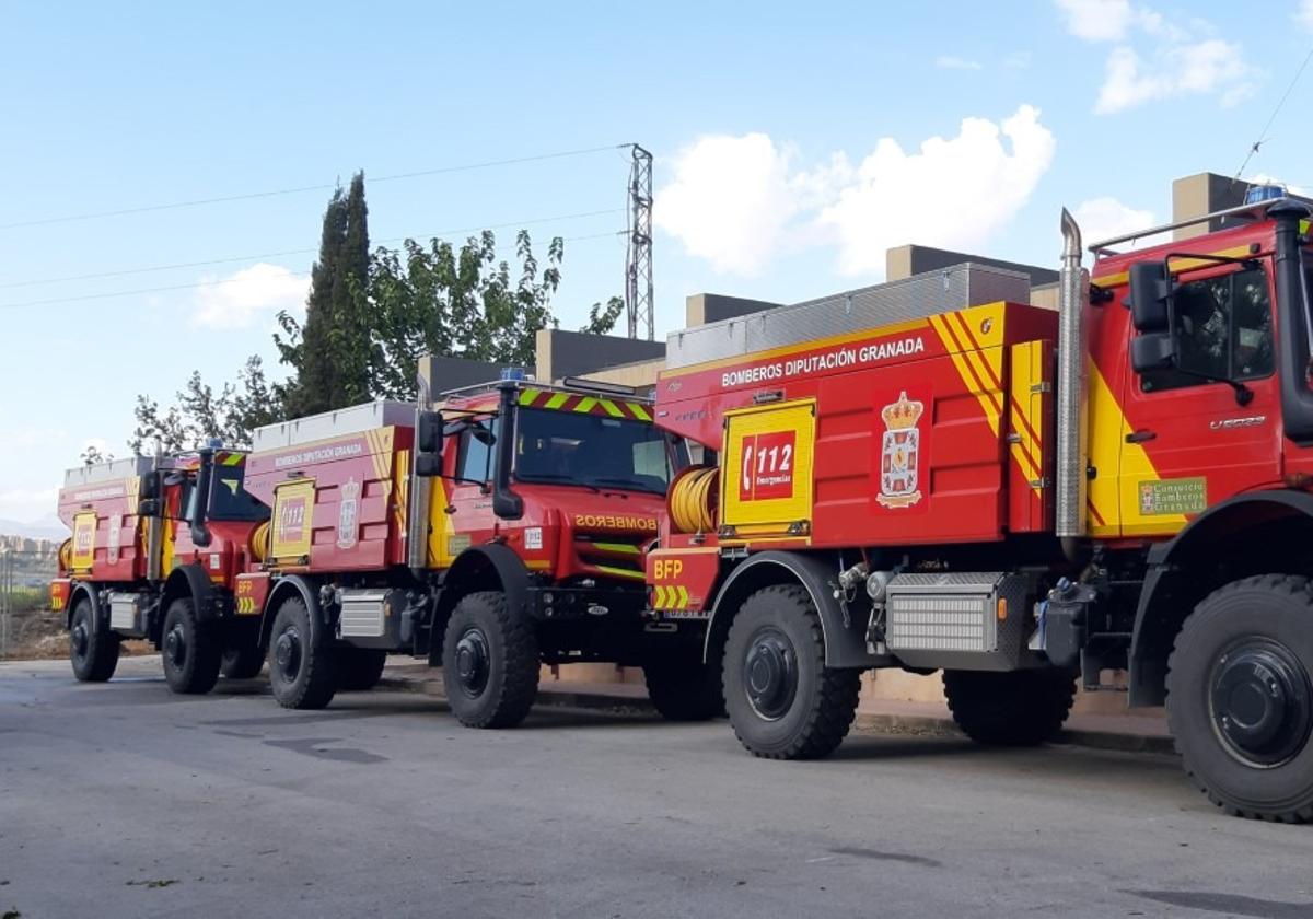 Diputación convoca 28 plazas de bombero en la provincia de granada | ideal