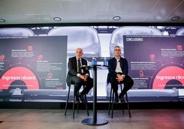 Javier Tebas y Javier Gómez, durante la presentación.