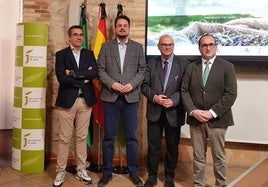 Presentación del club, con Francisco Javier Lozano y Alberto Galloso.