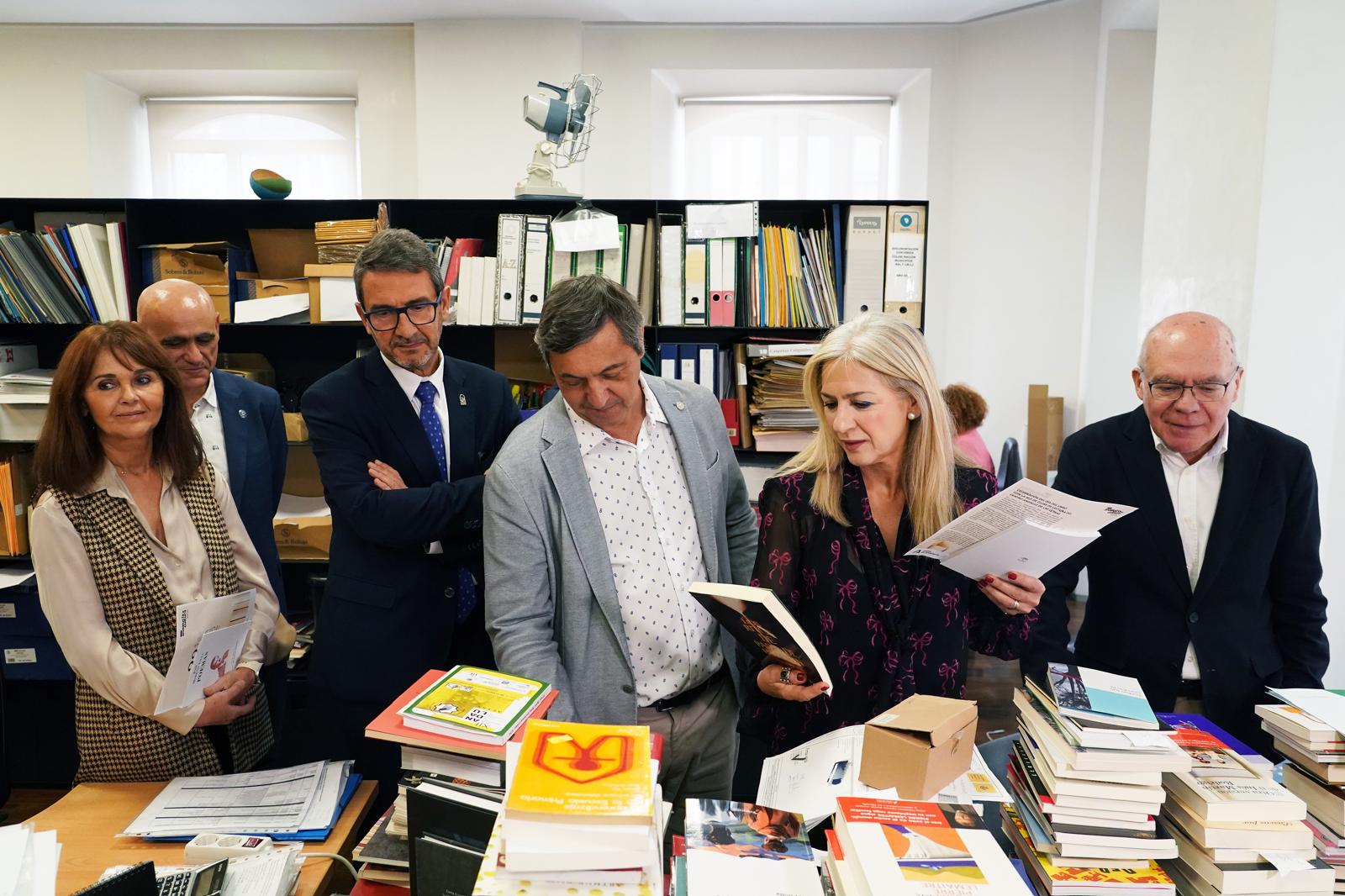 Más de 7. 000 andaluces participan cada mes en la red de 363 clubes de lectura | ideal