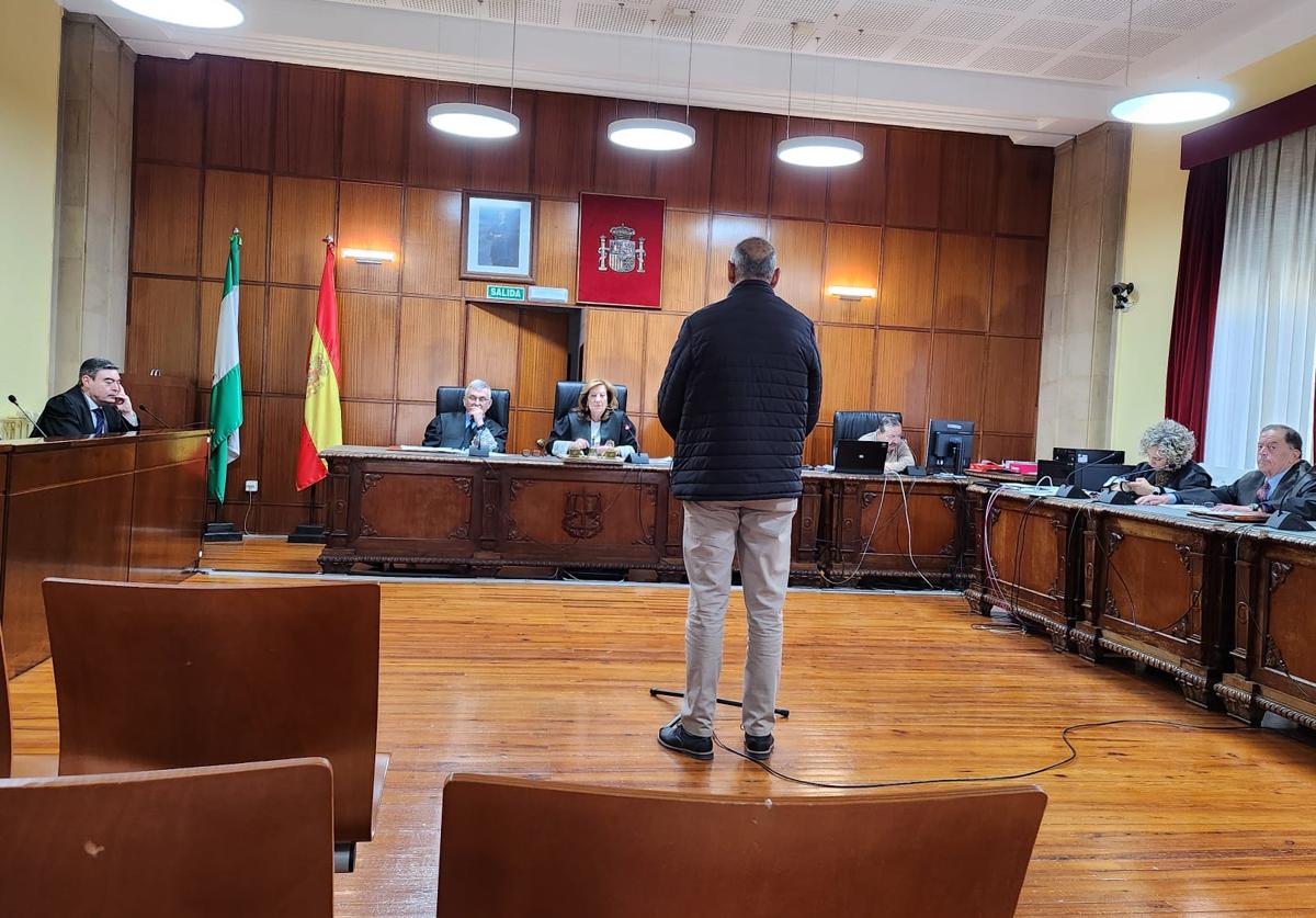 El acusado, durante el juicio en la Audiencia de Jaén.