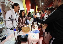 El expositor del Instituto de FP Américo Castro, que oferta ciclos de la familia de la Industria Alimentaria.