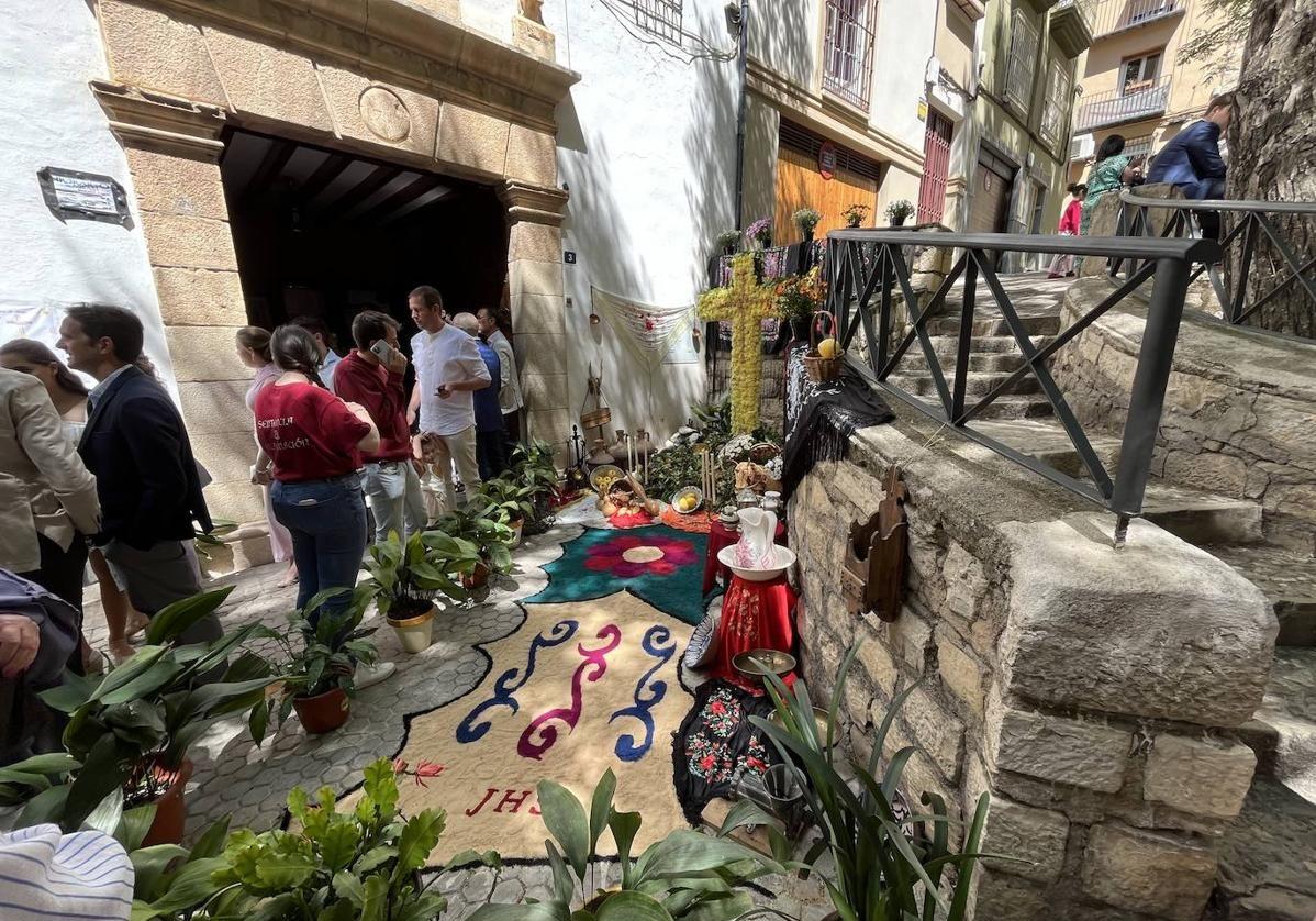 Jaén volverá a engalanarse con flores con 25 cruces de mayo del 2 al 4 de mayo