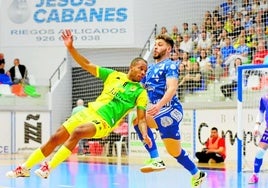 Carlos Sanz firmó el primer tanto del partido.