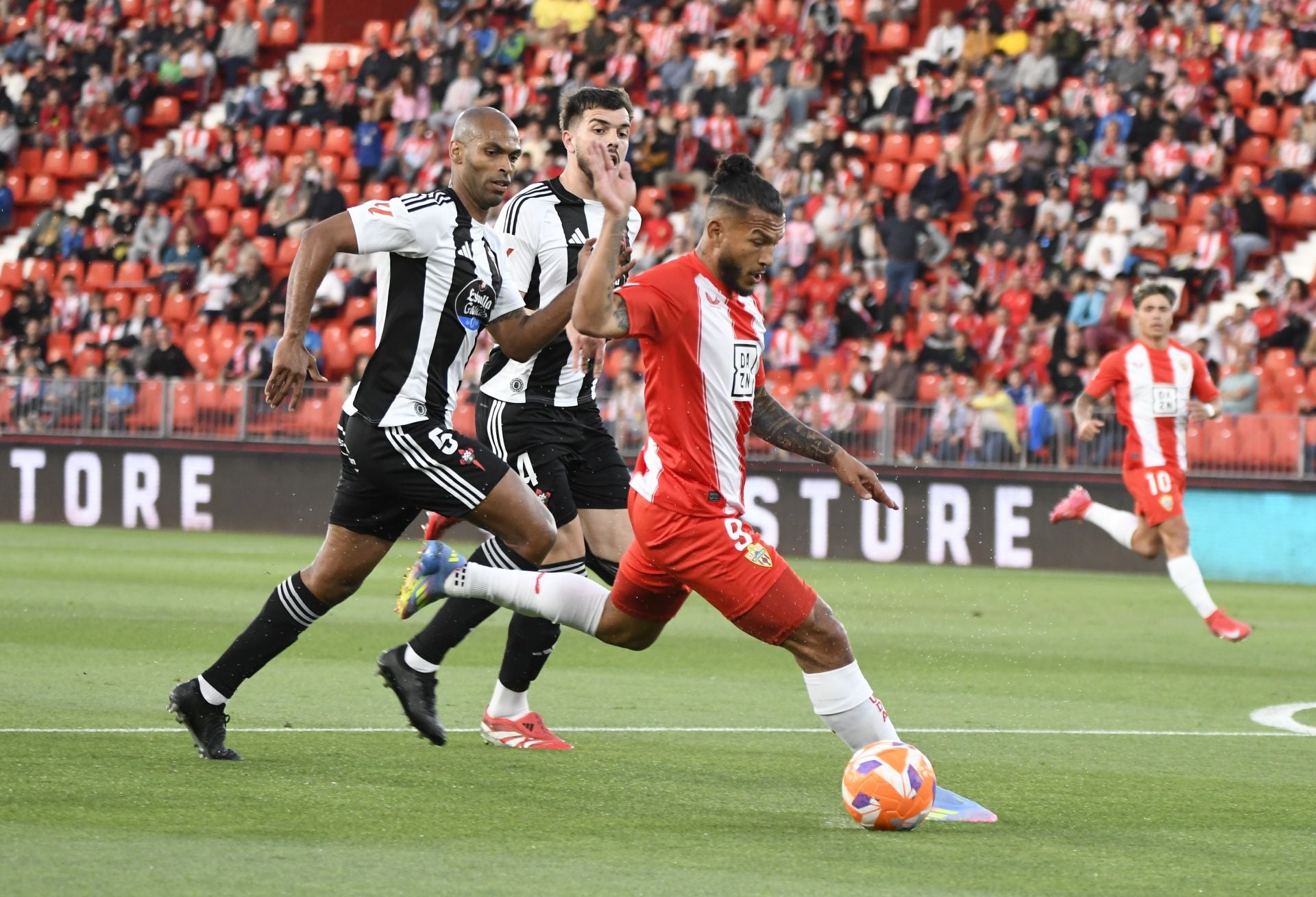 Una victoria por goles, pero no por sensaciones