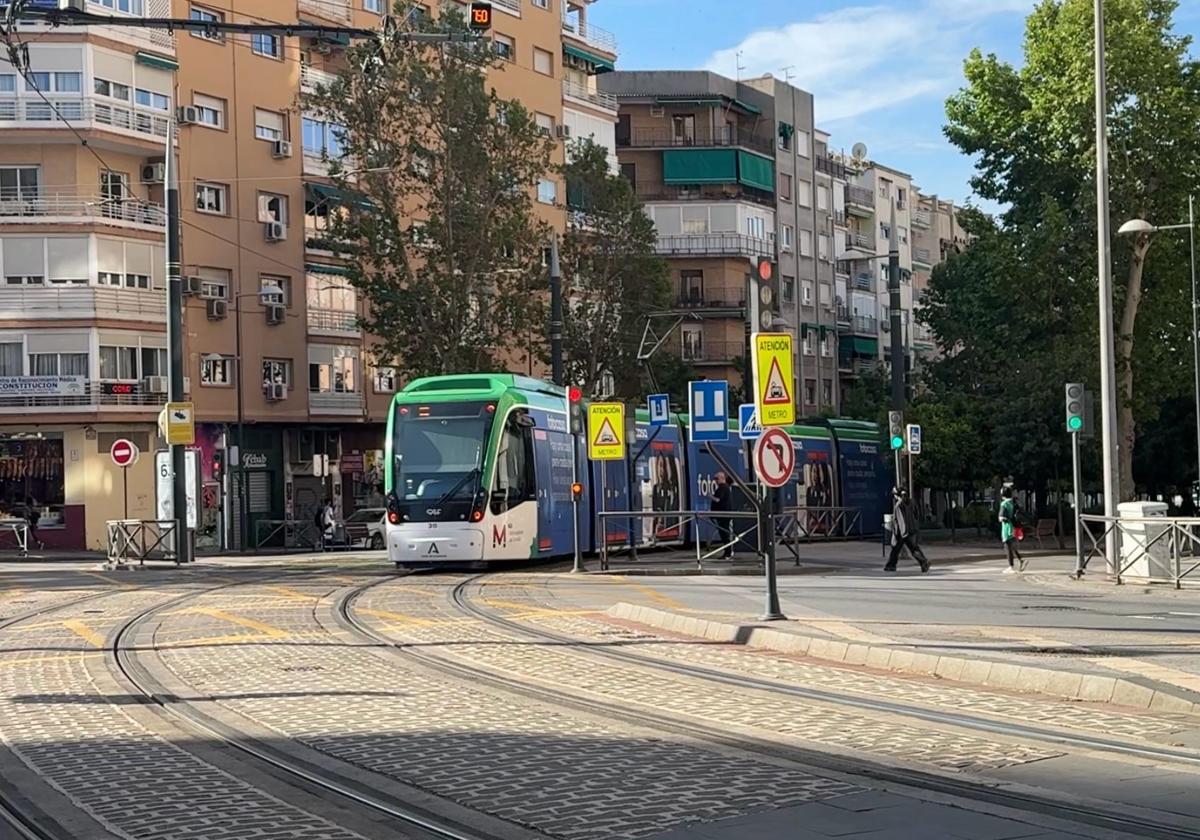 El metro de granada se pone en marcha | ideal