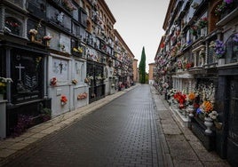 La jornada en el cementerio de San José fue normal.