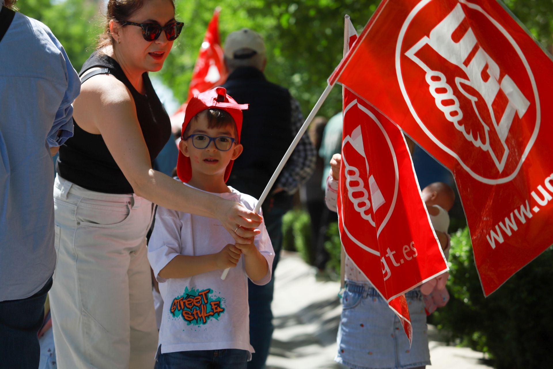 La imágenes de la marcha en Granada por la reducción de la jornada laboral